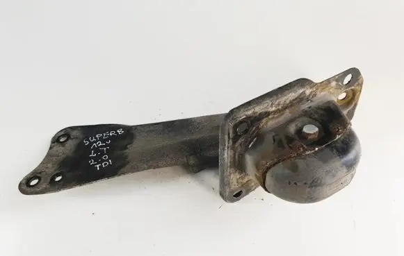 Skoda Superb B6 (3T) Rear control arm