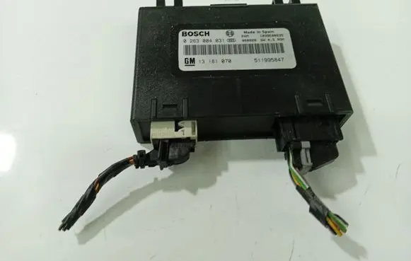 Opel Zafira B Parking PDC control unit/module 0263004031