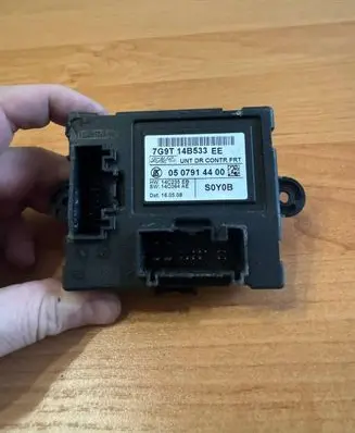 Ford Mondeo MK IV Door control unit/module 7G9T14B533EE 14C235EB 0507914400