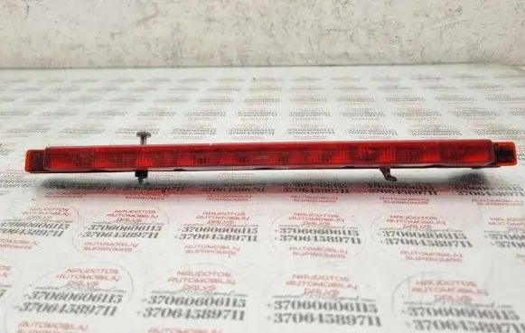 Audi A3 S3 8L Third/center stoplight 8D9945097B