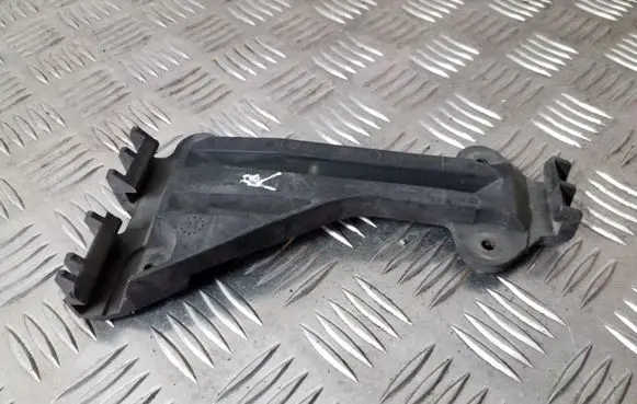 Audi A6 S6 C4 4A Front bumper mounting bracket 4A0807284A
