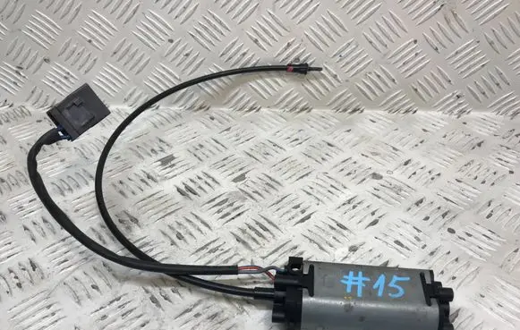 Jaguar XJ X308 Seat adjustment motor 9410951B