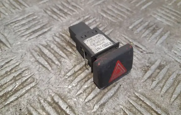 Audi A4 S4 B6 8E 8H Hazard light switch 8e0941509