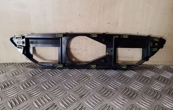 Volkswagen Touareg II Dash center speaker frame 7P6858863