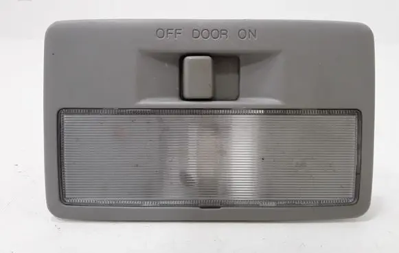 Mazda 3 I Front seat light