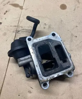Volvo V40 EGR valve