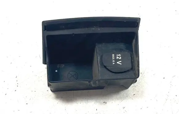 Mercedes-Benz B W245 12 V Socket (front) A1696801050 106985
