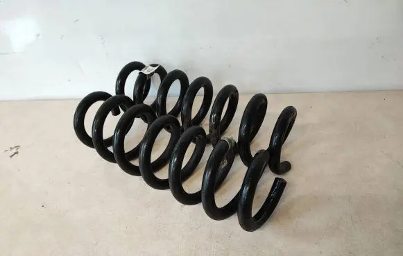 BMW 4 G22 G23 G24 G26 Rear coil spring