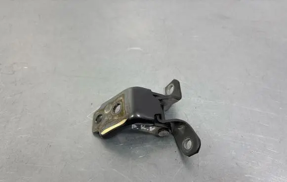 Mazda CX-5 II Front door upper hinge 
