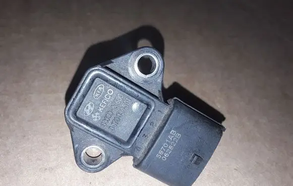 Hyundai i10 Air pressure sensor 3930022600 9470930501