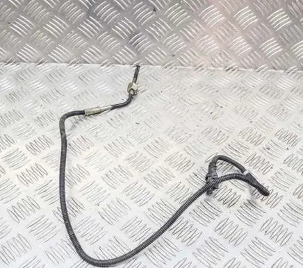 Mercedes-Benz CLA C117 X117 W117 Oil temperature sensor A0009057004