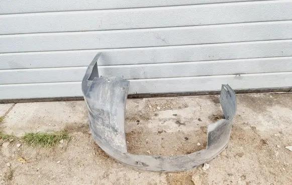 Peugeot 607 Front wheel arch liner splash guards 9657909680 9653874380