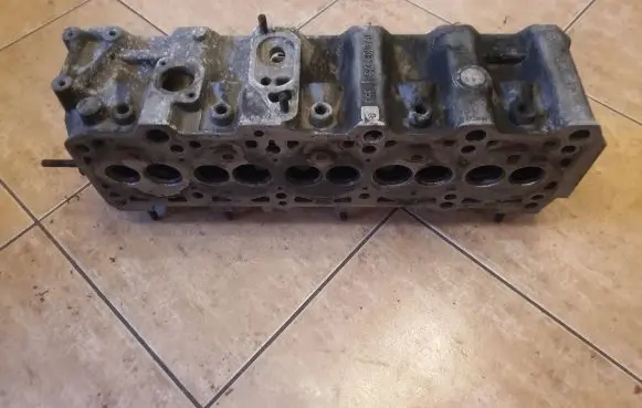 Volkswagen Transporter - Caravelle T4 Engine head 074103373353c 074103373
