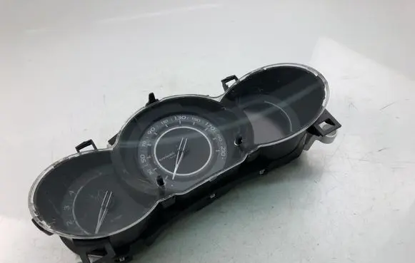 Citroen C3 Speedometer (instrument cluster) 96665882XT
