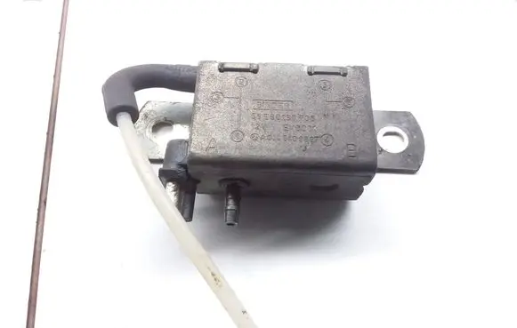 Mercedes-Benz CLK A208 C208 Air pressure sensor A0005409897 56E90130F06