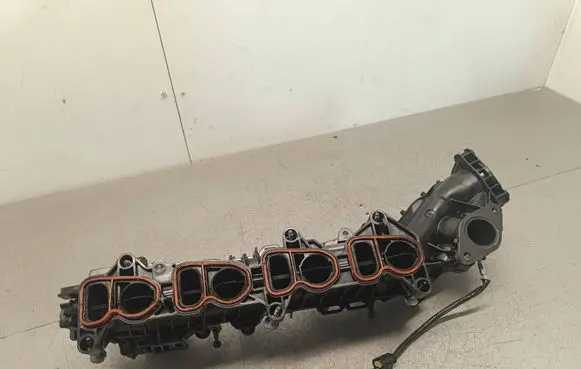 BMW X1 F48 F49 Intake manifold 8596906 24110419233