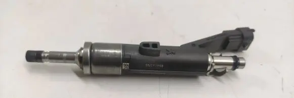 Peugeot 2008 II Fuel injector 9822715980 9822215980 30921607