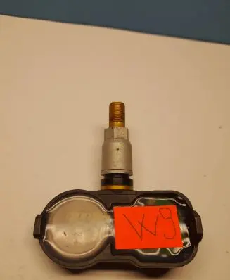Toyota RAV 4 (XA30) Tire pressure sensor PMVC215 3072350