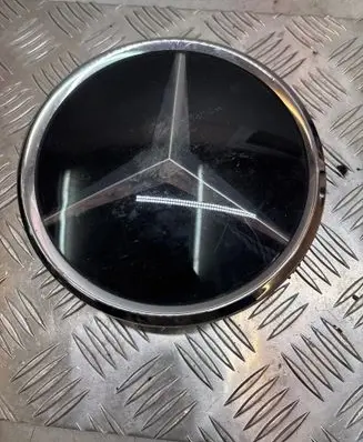 Mercedes-Benz GL X166 Manufacturer badge logo/emblem A1648880411 A16488804111