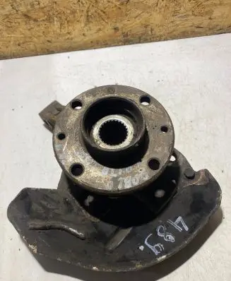 Fiat Doblo Front wheel hub