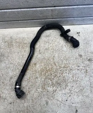 BMW 5 F10 F11 Engine coolant pipe/hose