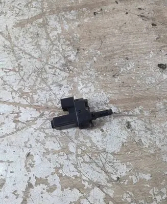 Volvo V50 Clutch pedal sensor 4M5T7C534AA
