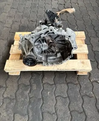 Volkswagen Golf V Manual 5 speed gearbox LVN 02T301103AB