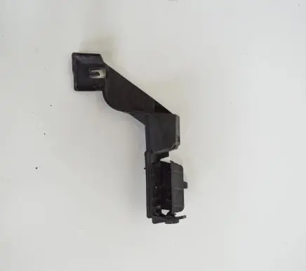 Audi A4 S4 B8 8K Front bumper mounting bracket 8K5807889A