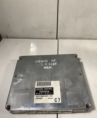 Toyota Avensis T250 Engine control unit/module 8966105C71