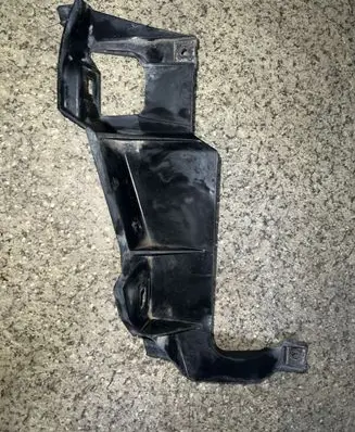 BMW 5 E39 Headlight/headlamp mounting bracket 153724