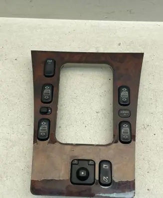 Mercedes-Benz E W210 Gear shifter surround trim plastic 486010