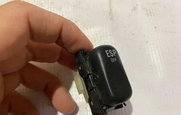 Mercedes-Benz ML W163 ESP (stability program) switch 1638202710 A1638202710