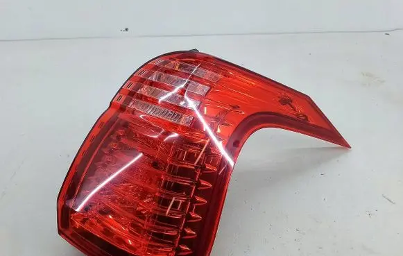 Peugeot 5008 Rear/tail lights 9672666680