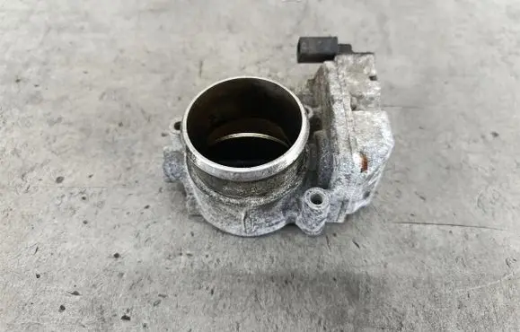KIA Ceed Throttle body valve 