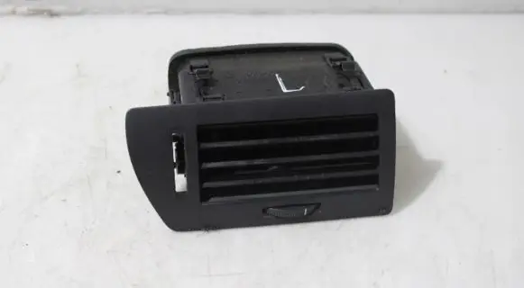 Opel Astra H Dashboard side air vent grill/cover trim