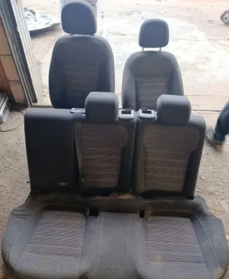 Seat set