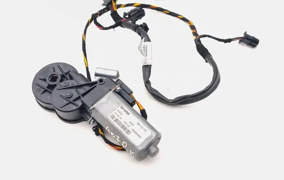 Audi A7 S7 4G Seat adjustment motor D360000 924117101
