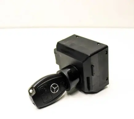 Mercedes-Benz Vito Viano W447 Ignition lock A4479001011