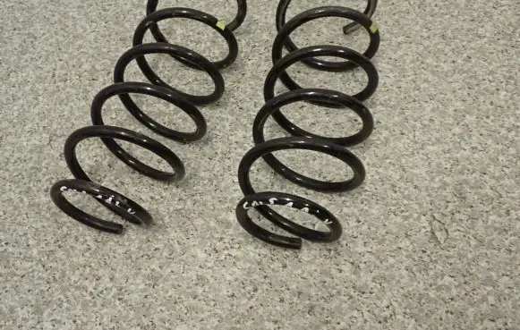 Mitsubishi Colt Rear coil spring