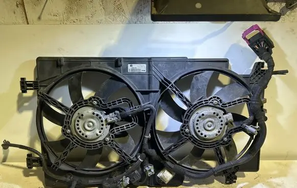 Opel Meriva B Fan set U4421001 112201019 0016611