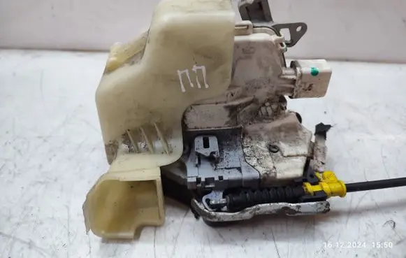 Audi Q5 SQ5 Front door lock