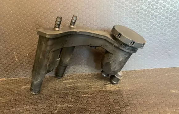 Breather/breather pipe/hose