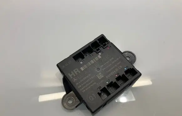 Mercedes-Benz C W204 Door control unit/module A2048207685 A2048200626 A2044421332