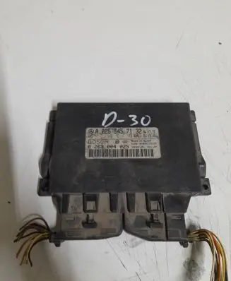 Mercedes-Benz E W212 Parking PDC control unit/module A0255457132 39E00195 0263004025