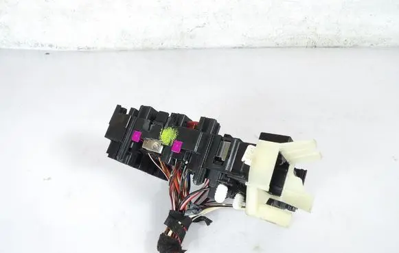 Skoda Octavia Mk3 (5E) Fuse box set 5Q0937615C