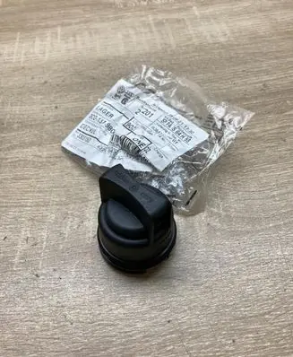 Volkswagen Tiguan Adblue tank cap 3C0131980 1007475