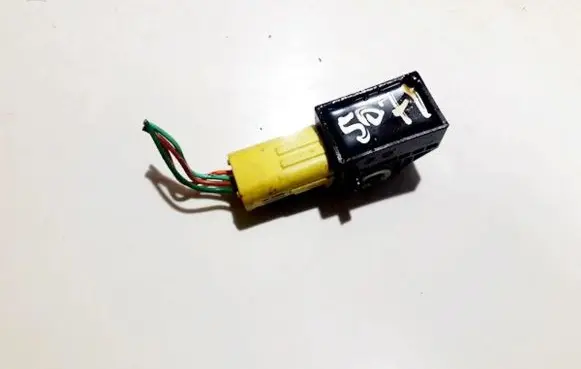 Honda CR-V Airbag deployment crash/impact sensor 77970swae113m4 5wk43786