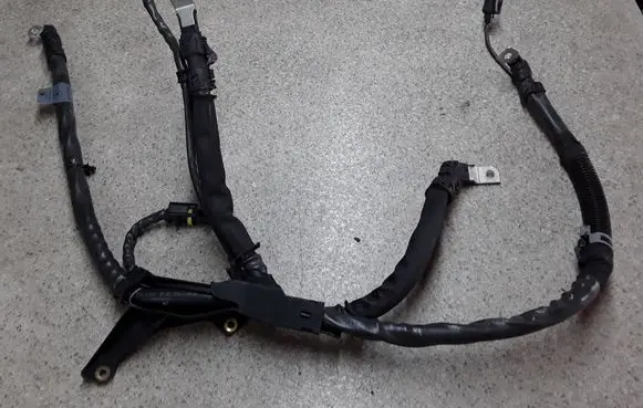 Mercedes-Benz C W205 Wires (generator/alternator) A2135409616