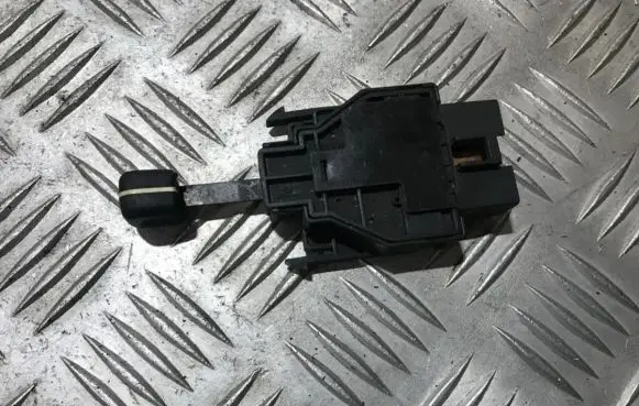Honda Civic Interior fan control switch m8944