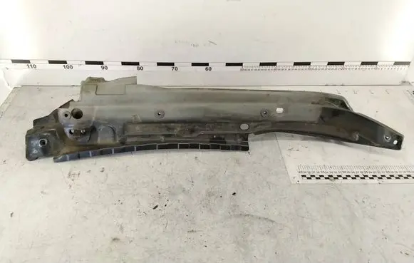 Audi Q7 4L Fender mounting bracket 4L0805158A 4L0805176A
